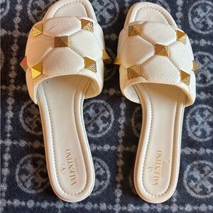Valentino Women's Cream and Gold Studded Sandals